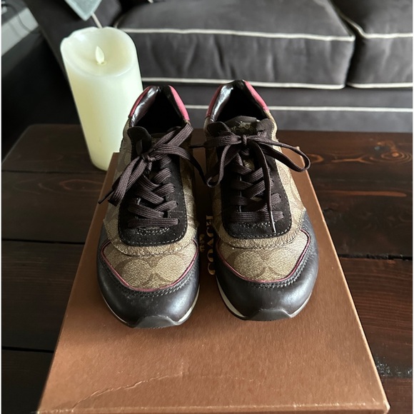 Coach sneakers - Picture 1 of 5